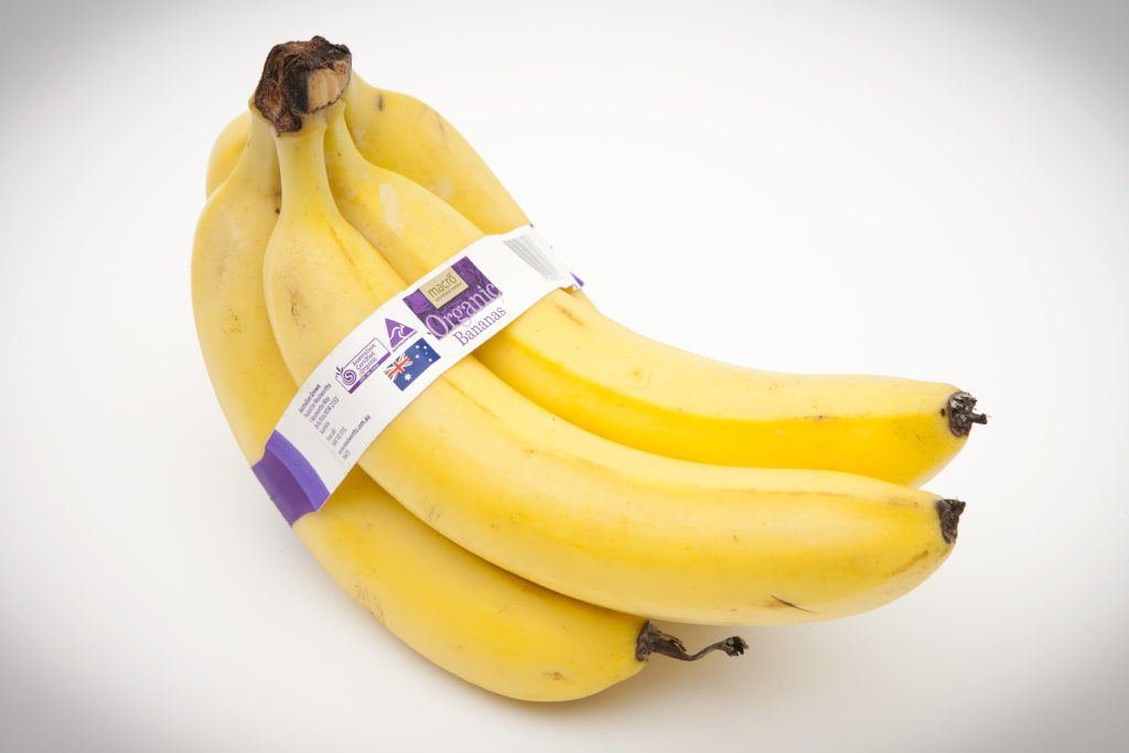 Elastiband shown on bananas